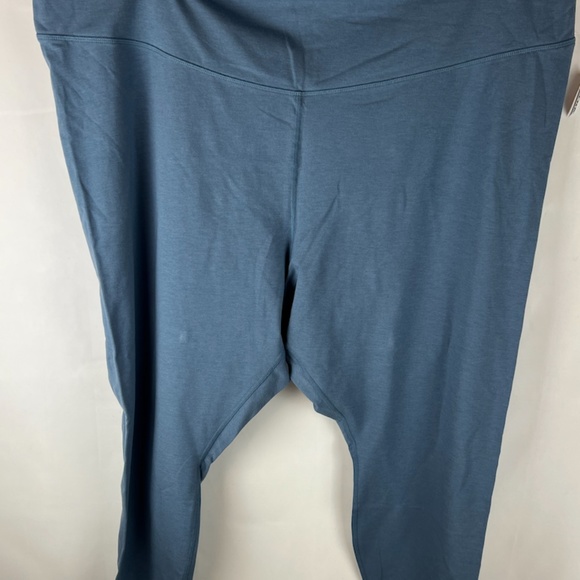 NWT: old navy Extra High-Waisted PowerChill Hidden-Pocket 7/8-Length Leggings 4X - Picture 4 of 16